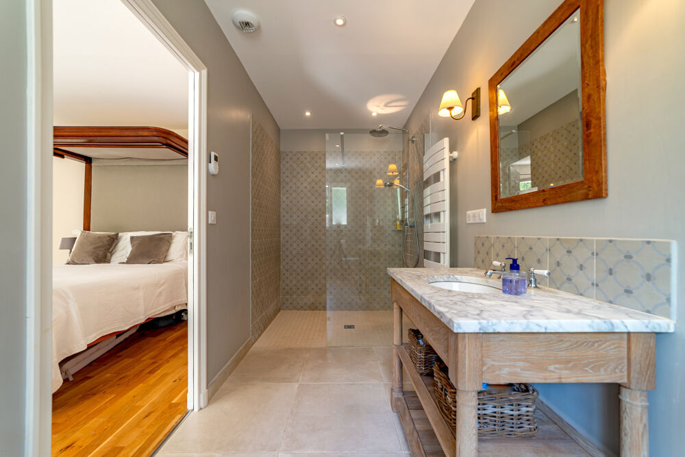  vendre  Maison Uzs (30700)