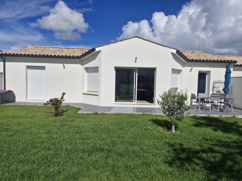 Maison 4 pièces 108 m² · à Semussac · 108 m² · 343 900 €