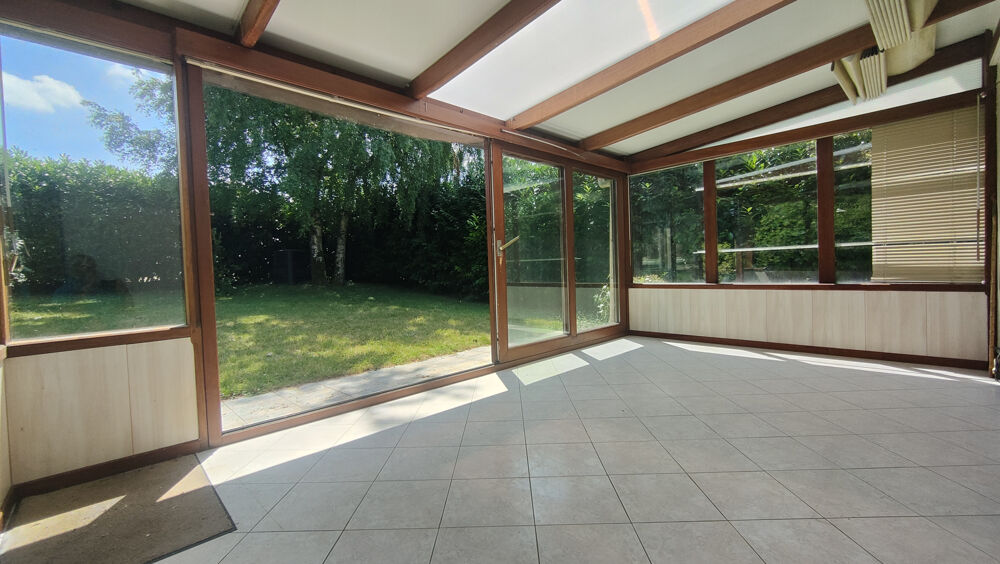 A 15 MN DE BEAUVAIS, MAISON DE CHARME RENOVEE DE 110 M2 HAB AVEC VERANDA ET SOUS SOL TOTAL SUR 1000 M2 CLOS