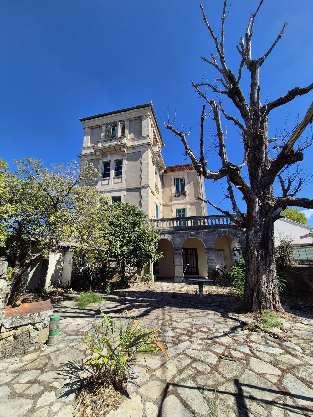 Vente Maison Maison bourgeoise 368 m2 terrain 2030 m2 Ales