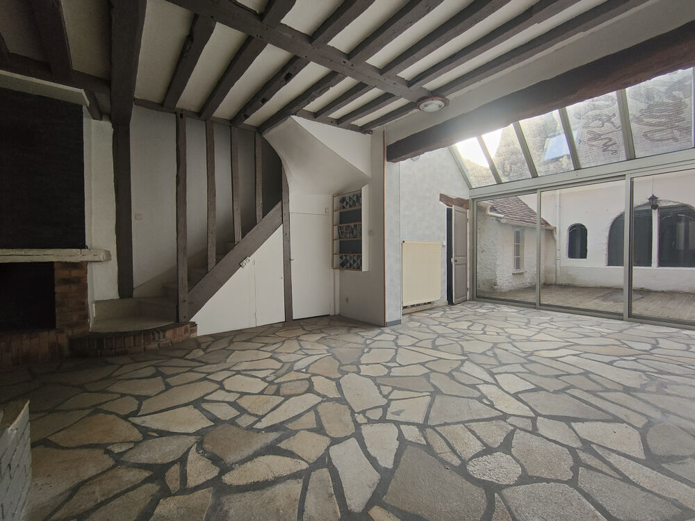 Vente Maison PLEIN CENTRE VILLE, MAISON ANCIENNE DE CARACTERE AVEC STUDIO ET JARDIN DE 140 M2 HAB DANS RUE PIETONNE Beauvais