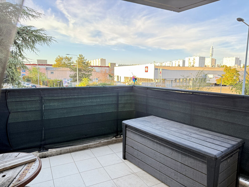 Vente Appartement T3 de 65,55 m2 avec terrasse et 1 Place de parking en sous-sol Lyon 8