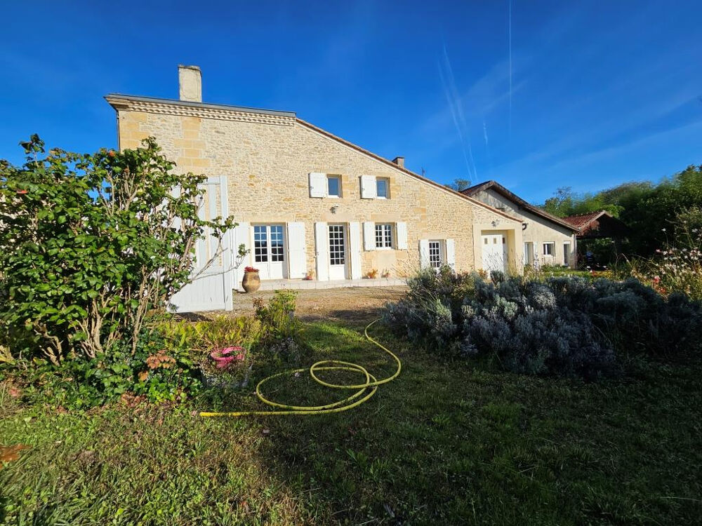 Maison principale 189 m2 5 chambres + maison secondaire 60 m2 Terrain 3235 m2