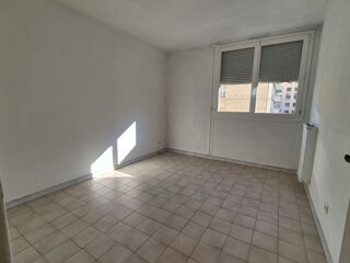  Appartement à vendre 5 pièces 96 m²