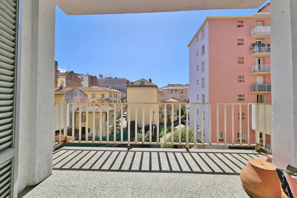 Vente Appartement AJACCIO Saint Jean - joli T3 traversant Ajaccio