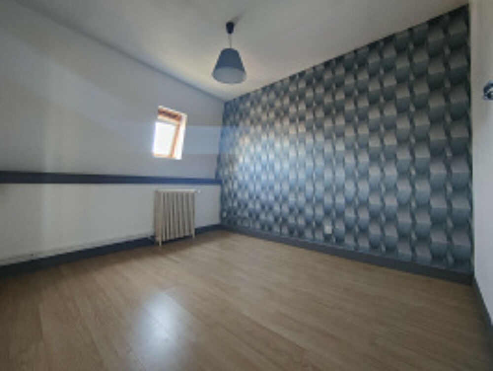 Vente Appartement SUPERBE APPARTEMENT DE PRESTIGE DE 90 M2 HAB AVEC TERRASSE ET UNE CAVE AU COEUR DE NOTRE-DAME DU THIL Beauvais