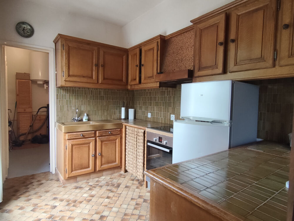 SUPERBE APPARTEMENT F4 DE 72M2 REFAIT A NEUF AVEC GOUT DANS RESIDENCE DE STANDING PLEIN CENTRE VILLE