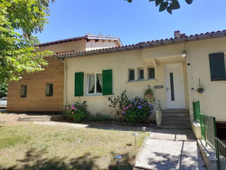  Maison à vendre 10 pièces 198 m²