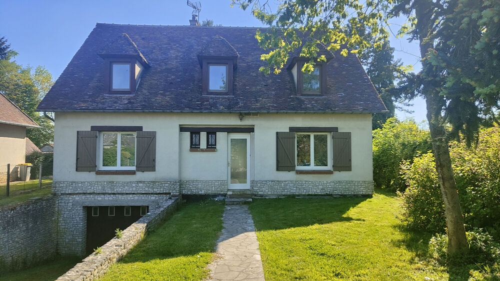 TRES BELLE MAISON DE MAITRE RENOVEE AVEC SOUS TOTAL DE 160 M2 HAB SUR 1700 M2 DE TERRAIN CLOS AU CALME