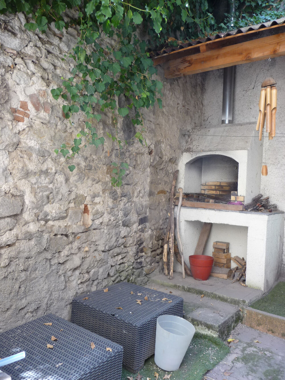 Vente Maison Montbrison centre 'un petit coin de paradis' maison de ville avec cour Montbrison
