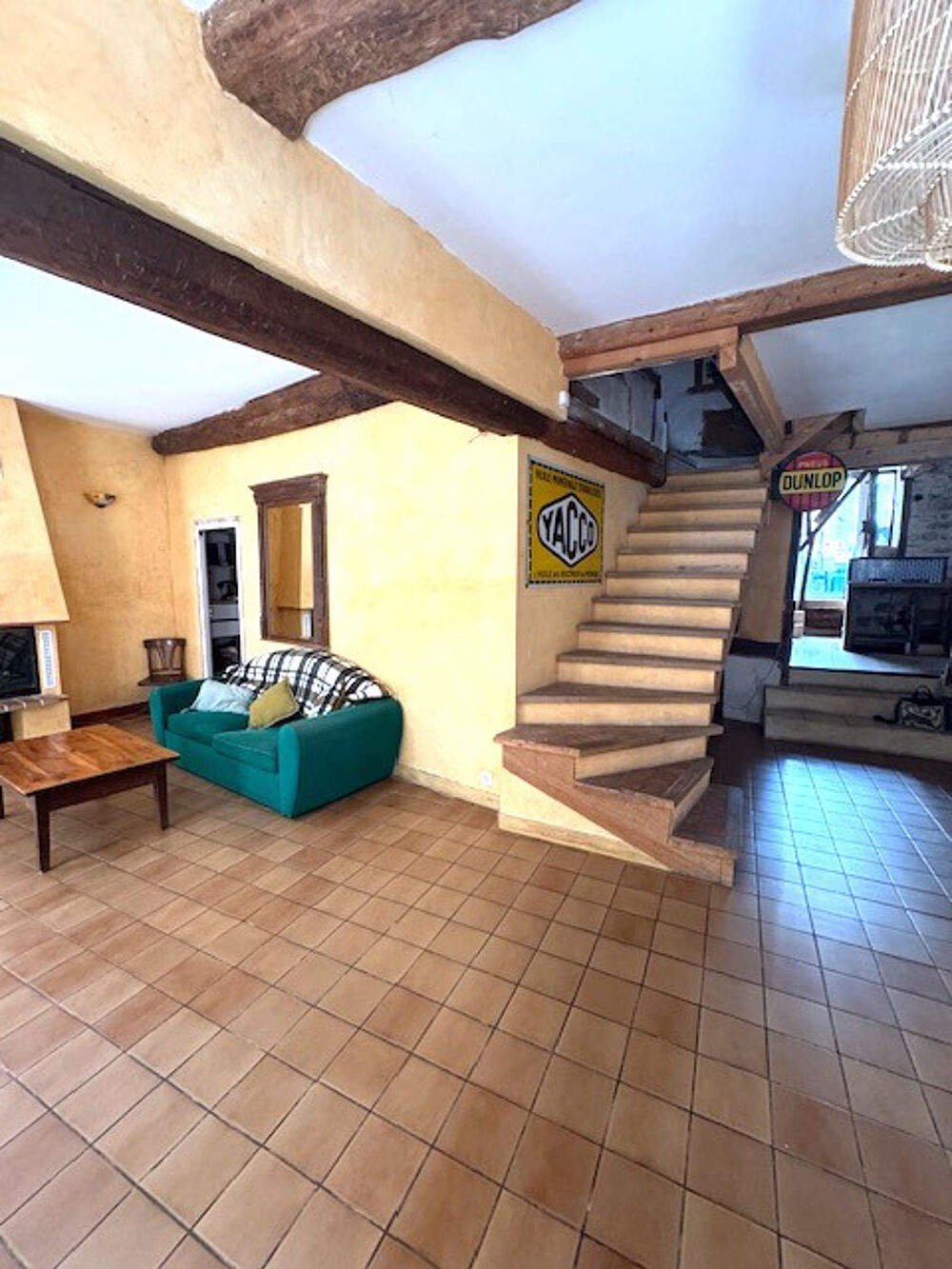 A 20 min de Mirepoix, Grande Maison de caractère, cour, véranda, dans un village de charme avec toute commodités