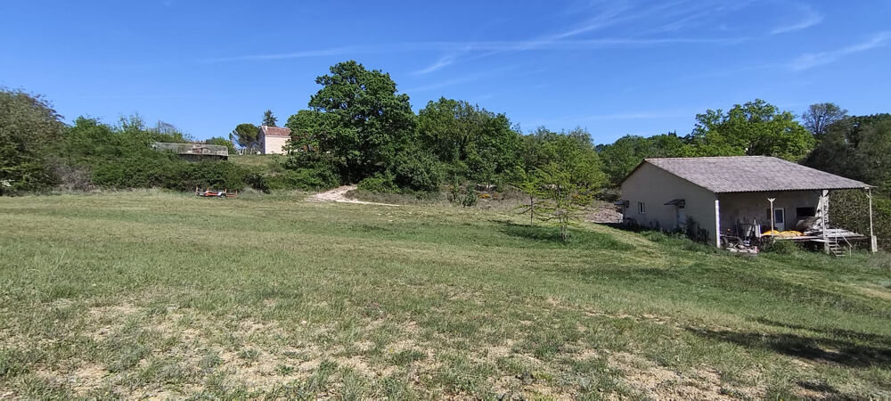 Charme et nature aux portes de lArdèche Mas en pierre sur 2,7 hectares
