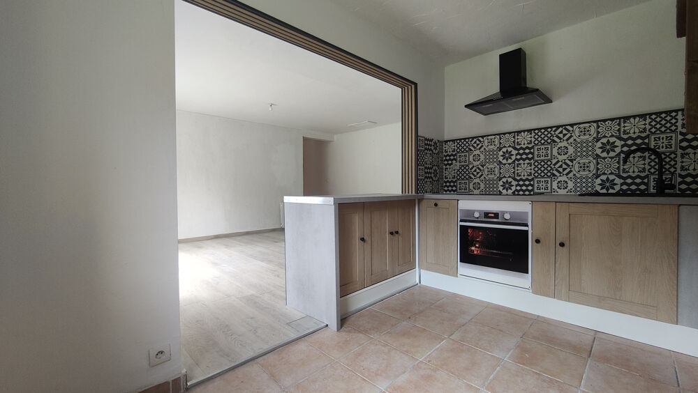 A 5 MN DE BEAUVAIS, TRES BELLE LONGERE RENOVEE EN COLOMBAGE BOIS DE 85 M2 SUR 400 M2 DE TERRAIN CLOS AU CAL