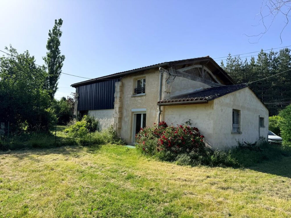 ST CHRISTOLY MAISON AVEC APPARTEMENT SUR + D'UN HECTARE