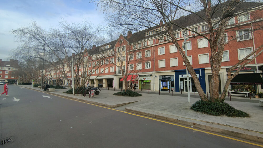 Vente Appartement Appartement dernier tage avec 3 chambres et sjour double de 45 m2 avec vue sur cathdrale plein centre ville Beauvais