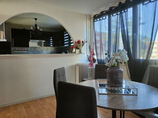  Appartement  vendre 4 pices 69 m