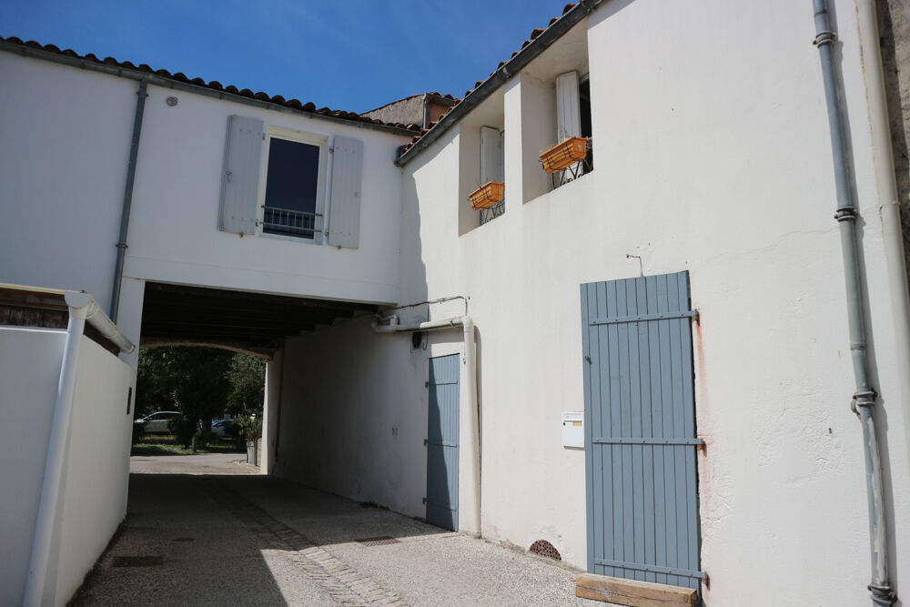 Vente Maison EN EXCLUSIVITE, DANS LE CENTRE DE LA JARRIE. UN ENSEMBLE IMMOBILIER AVEC MURS ET FONDS DE COMMERCE DE 130 M2 S La jarrie