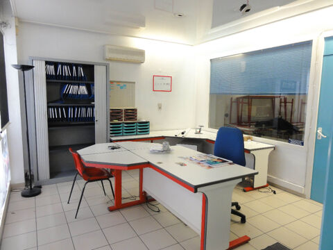 Local commercial Chambery 74 m2 760 73000 Chambery