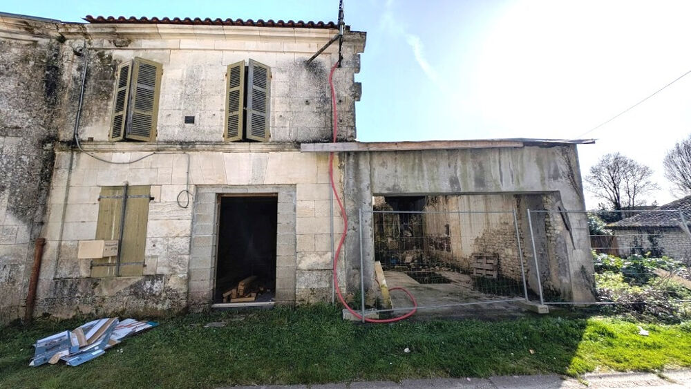 MAISON A RENOVER CHADENAC
