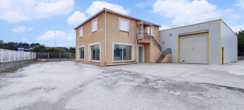 Location Autre À louer   Ensemble de locaux polyvalents de 590 m2 sur terrain clos de 1200 m2 Bagard