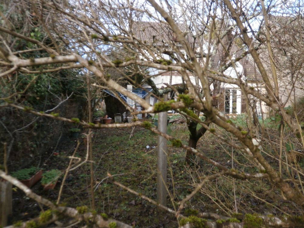 Vente Maison MAISON  6 PIECES LOUER A RENOVER St germain du puy