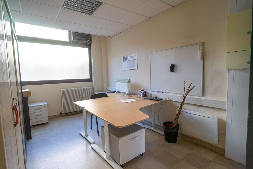   Local Commercial + Bureaux 123m2 Chambery