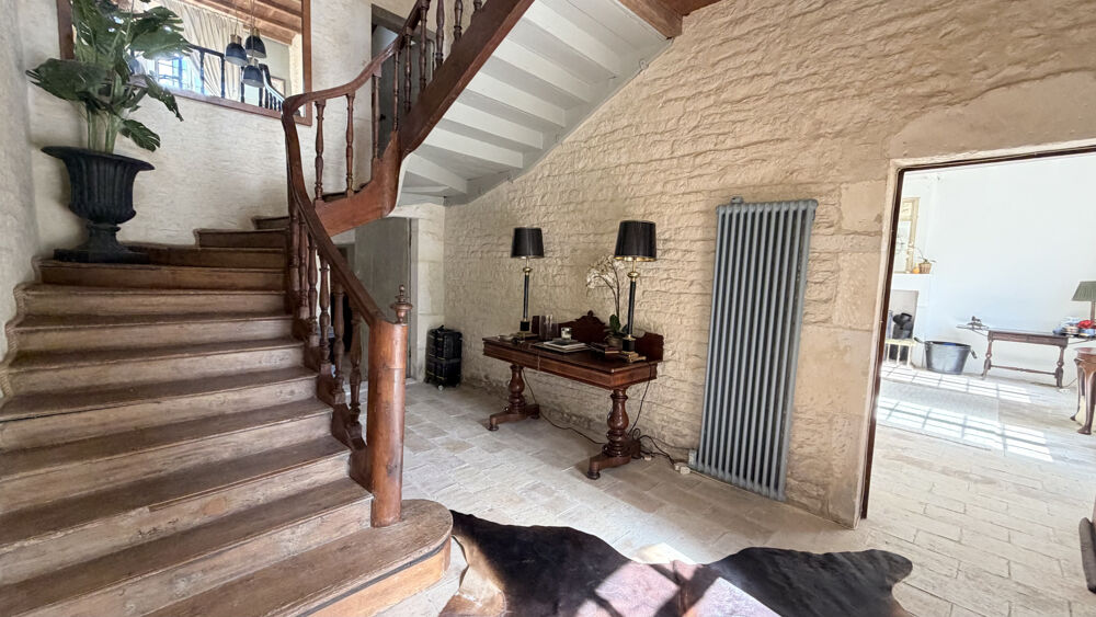 à vendre  Propriété/château Matha (17160)