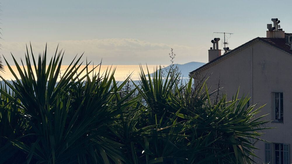 Appartement 2/3 pièces vue mer dans maison bourgeoise