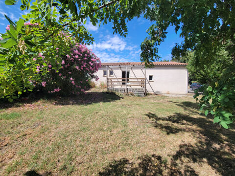   Villa de plain pied, dans quartier calme avec jardin et garage Maison - 4 pi�ce(s) - 79 m�