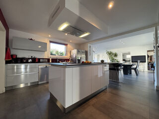  Maison � vendre 9 pi�ces 290 m�