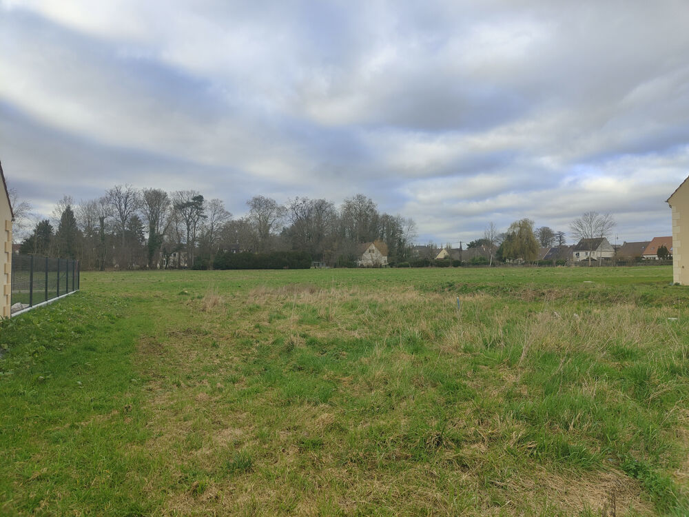 Vente Terrain Très beau Terrain à bâtir de 837 m2 plat et clos sur deux cotés aux portes de Beavais vers Bresles Chaumont en vexin