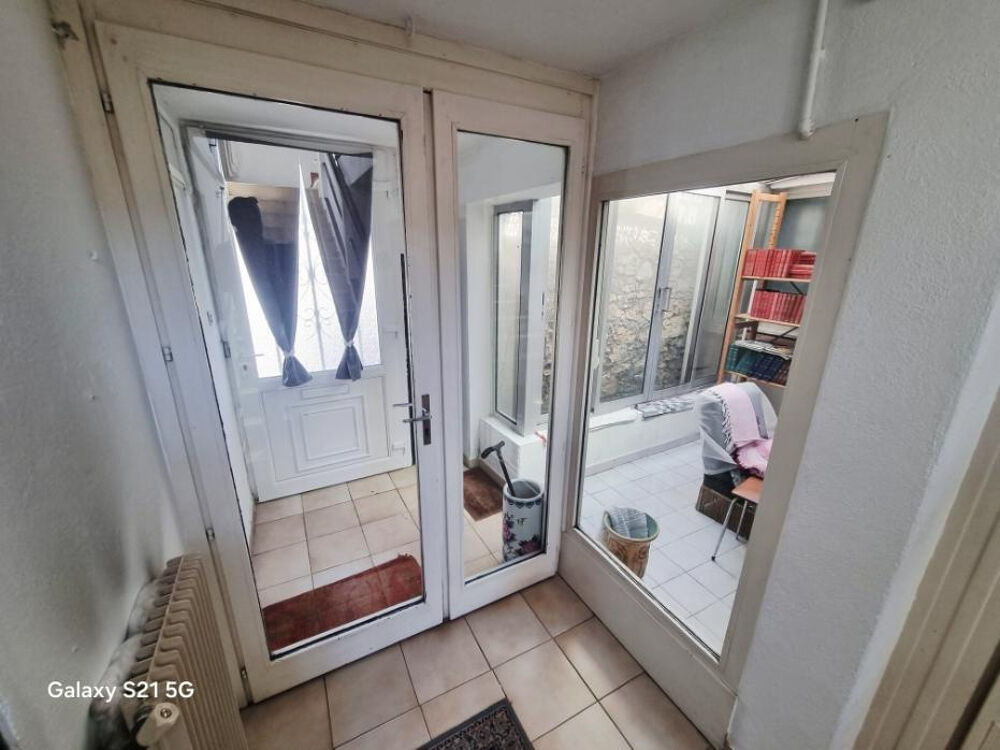 Rare Draguignan belle maison de ville F3/4 107m2 terrasse véranda 2 garages caves 267000€ dpe d