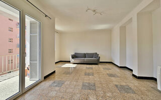  Appartement à vendre 3 pièces 11428 m²