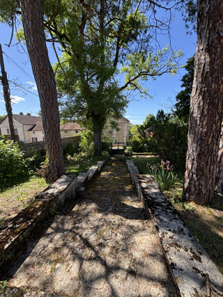  Maison � vendre 13 pi�ces 260 m�