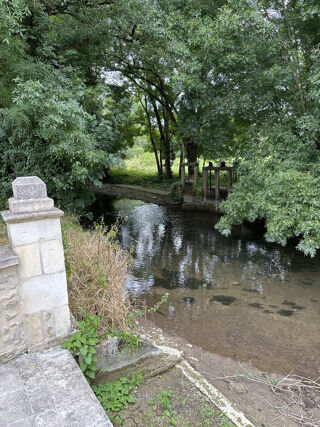  Propriété/château à vendre 5 pièces 180 m²