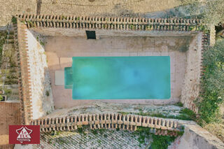  Maison � vendre 8 pi�ces 308 m�