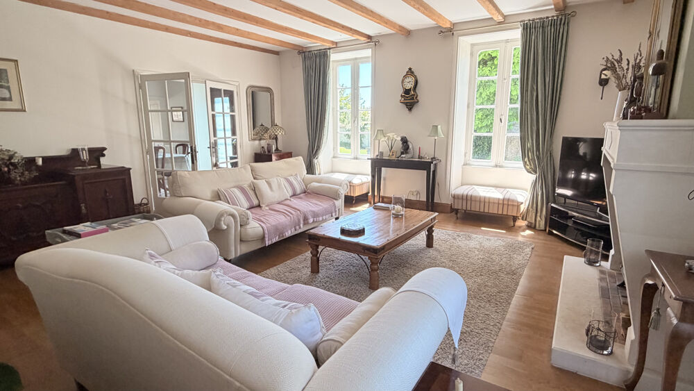Vente Maison Propriété belle présentation  15' du TGV Surgères Marsais