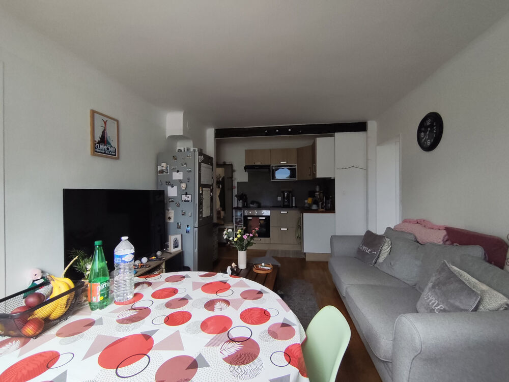 Vente Appartement TRES BEL APPARTE DE STANDING F4  AVEC VUE MAGNIFIQUE  SUR LA VILLE DANS QUARTIER CALME PROCHE DE L'HYPER CENTR Beauvais