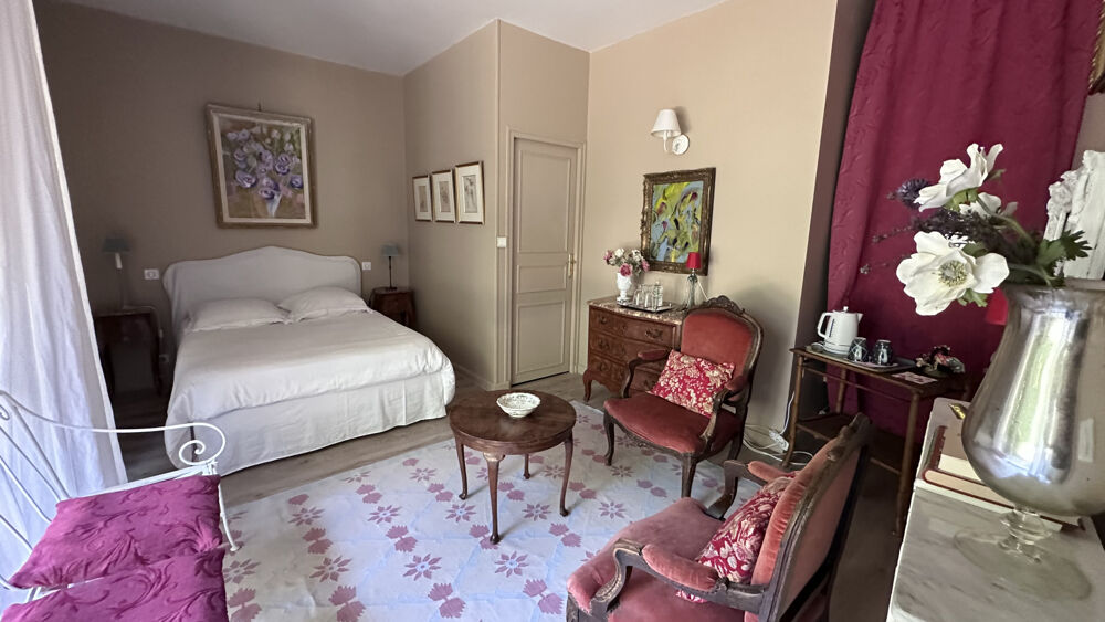 � vendre  Propri�t�/ch�teau Saint-Jean-d'Ang�ly (17400)