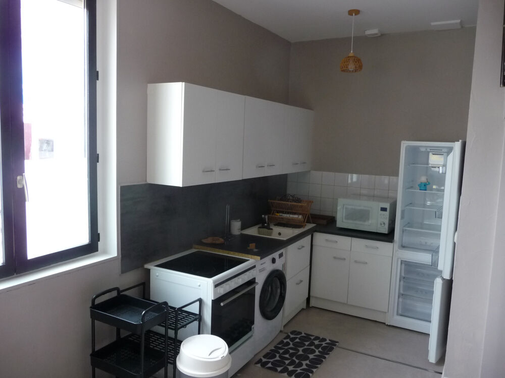 Location Appartement MONTROND LES BAINS PROCHE GARE APPARTEMENT MEUBLE AVEC CAVE Montrond les bains