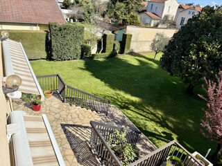  Propriété/château à vendre 5 pièces 179 m²