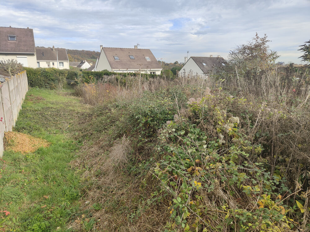 Vente Terrain MAGNIFIQUE TERRAIN A BÂTIR CLOS DE 3300 M2 AVEC VIABILITE EN BORDURE AU CALME AVEC VUE SPLENDIDE SUR VALLEE Beauvais