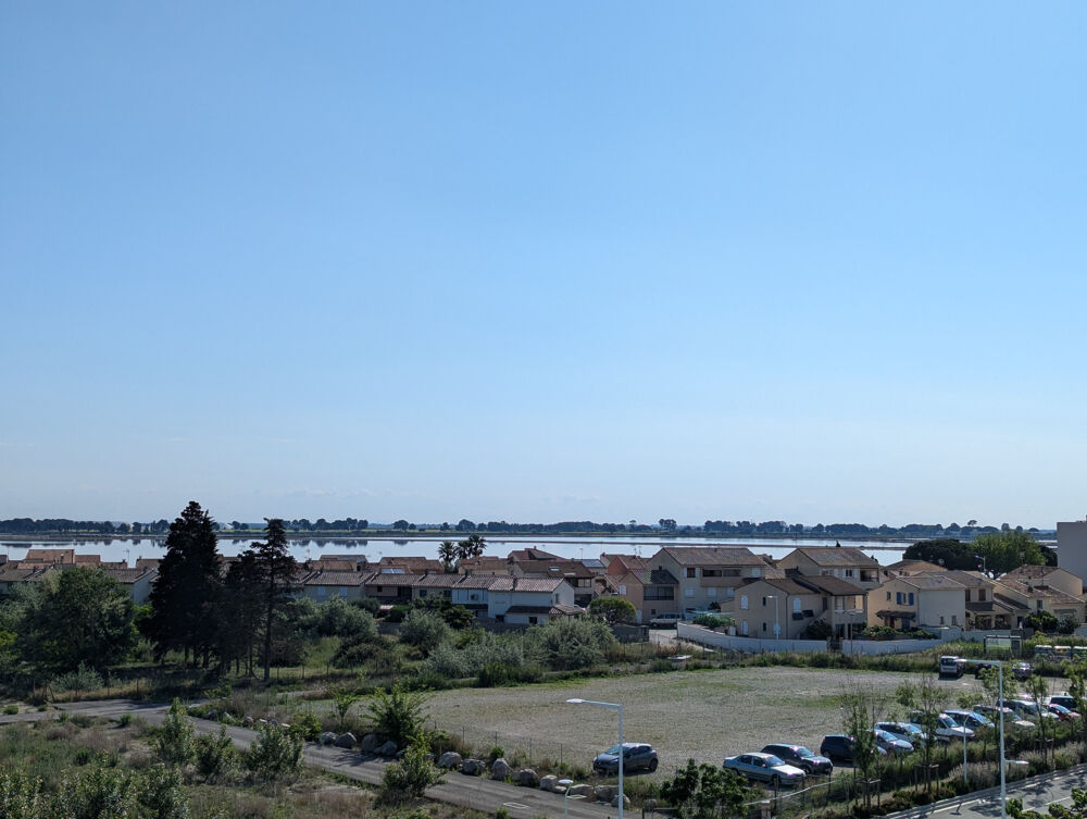 APPARTEMENT 3 PIECES AVEC VUE DEGAGEE SUR LES SALINS DU MIDI