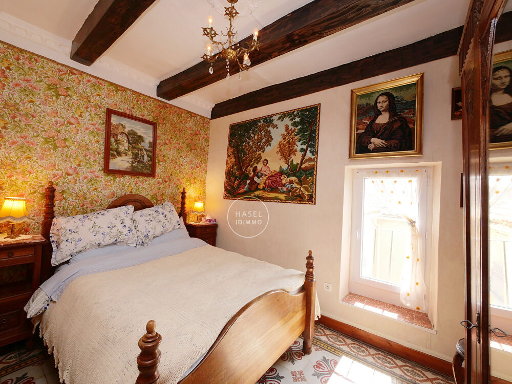 Vente Maison Maison T5 : garage, terrasse et parcelle de 2700 m2 Pomerols