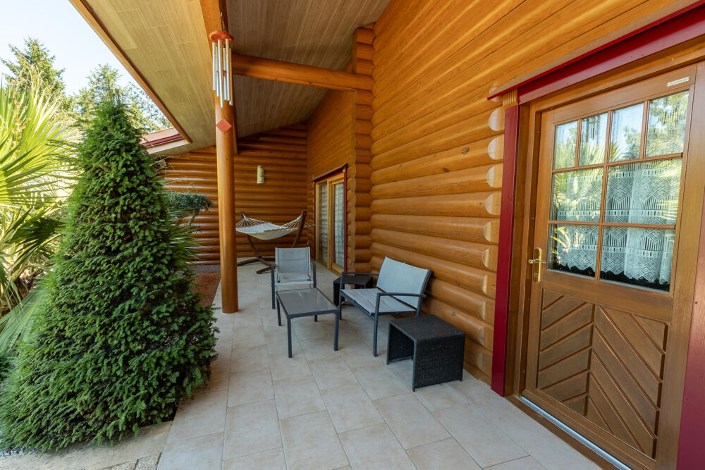 DOMAINE D'EXCEPTION A 45 MIN DE BORDEAUX - CHALET HONKA DE PRESTIGE, 3 GITES EN PIERRE ET ESPACE BIEN-ETRE SUR