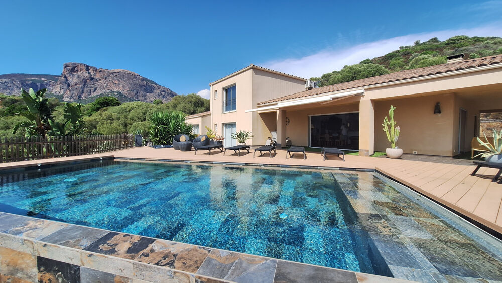 Vente Maison AFA Villa de prestige avec piscine  T5 de  270m2 vue mer Afa