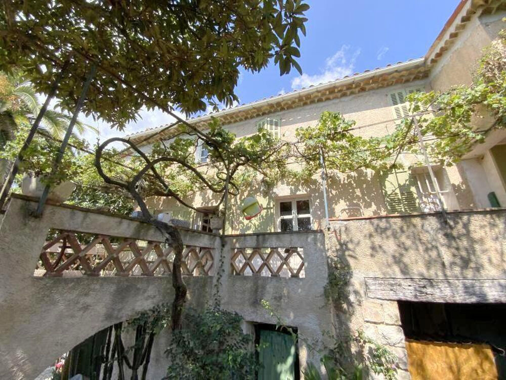 MAGAGNOSC DANS HAMEAU MAISON AVEC JARDINET VUE MER