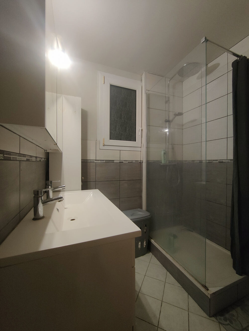PLEIN CENTRE VILLE, MAGNIFIQUE F4 DE 80 M2 AVEC TERRASSE DE 10 M2 SITUÉ DANS RESIDENCE CALME AVEC VUE LOINTAI