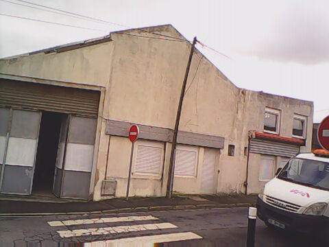 ENTREPÔT OU LOCAL  ACTIVITÉ- GOUSSAINVILLE 795000 95190 Goussainville