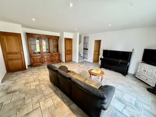  Maison à vendre 8 pièces 203 m²
